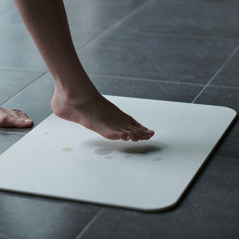 Diatomaceous earth bath mat ??? hibino