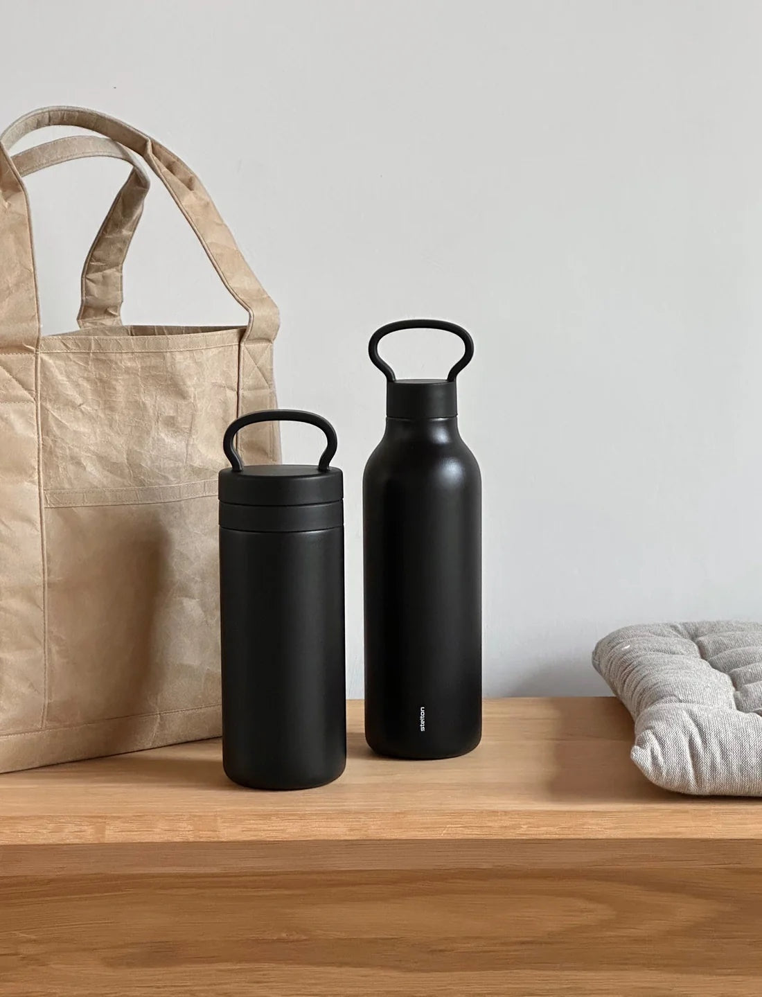 כוס תרמוס שחורה STELTON דנמרק