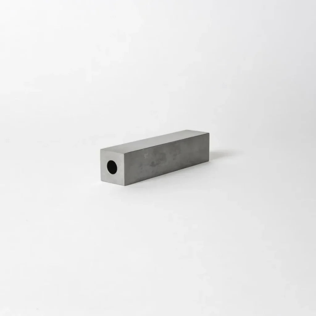 Ichi Flower Vase | silver ash