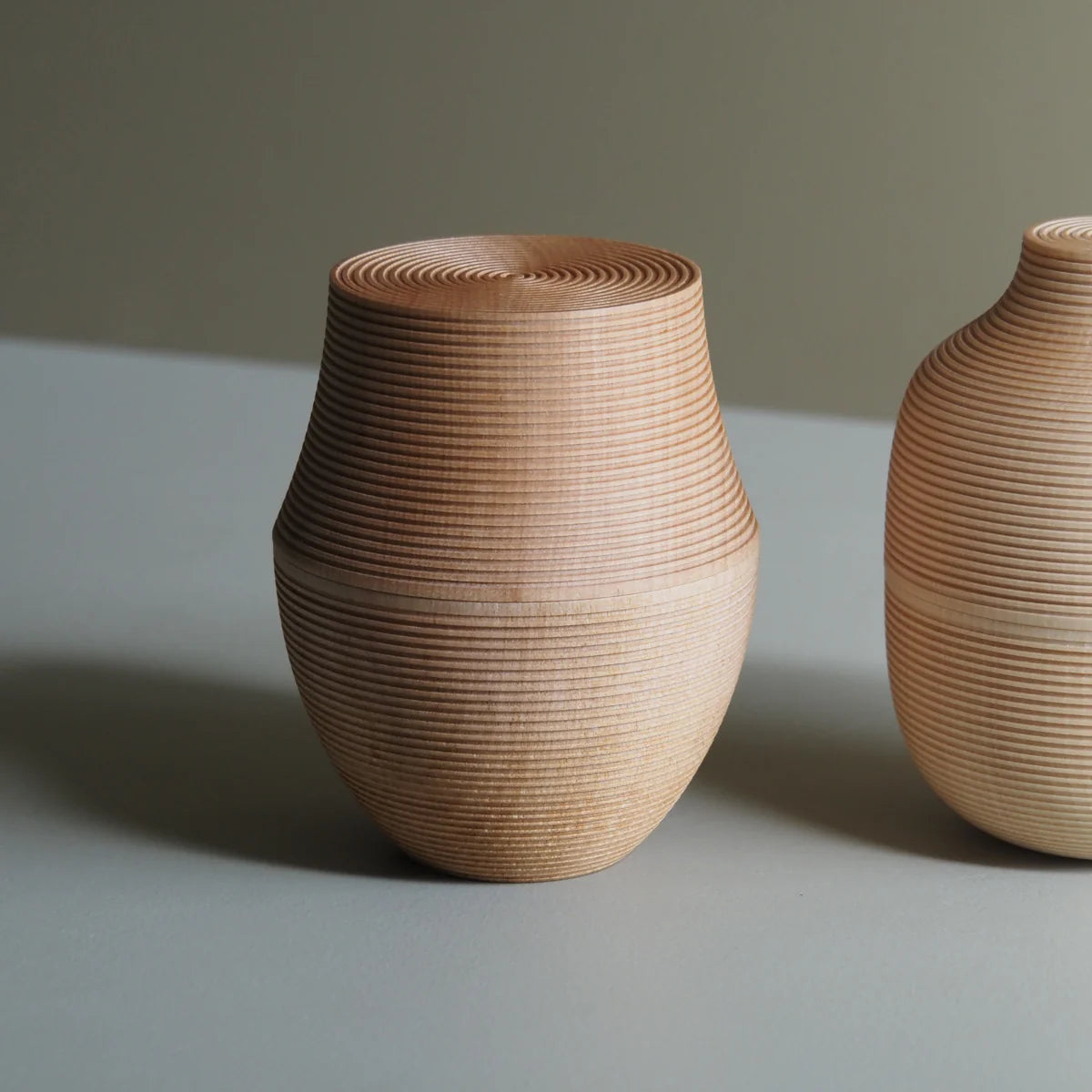 ''Kama'' tea/coffee container