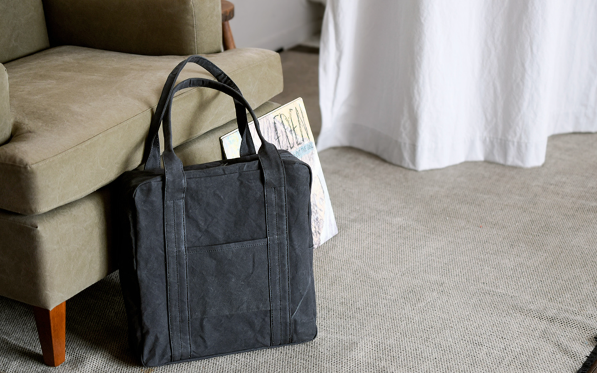 No.9 Kassa Tote Bag | שחור