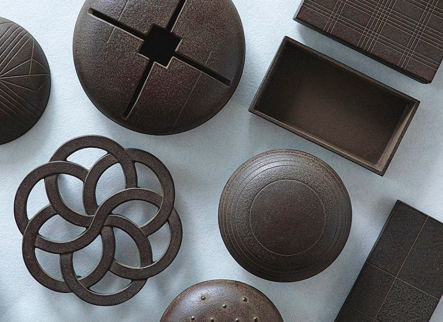 Cast iron box circle points