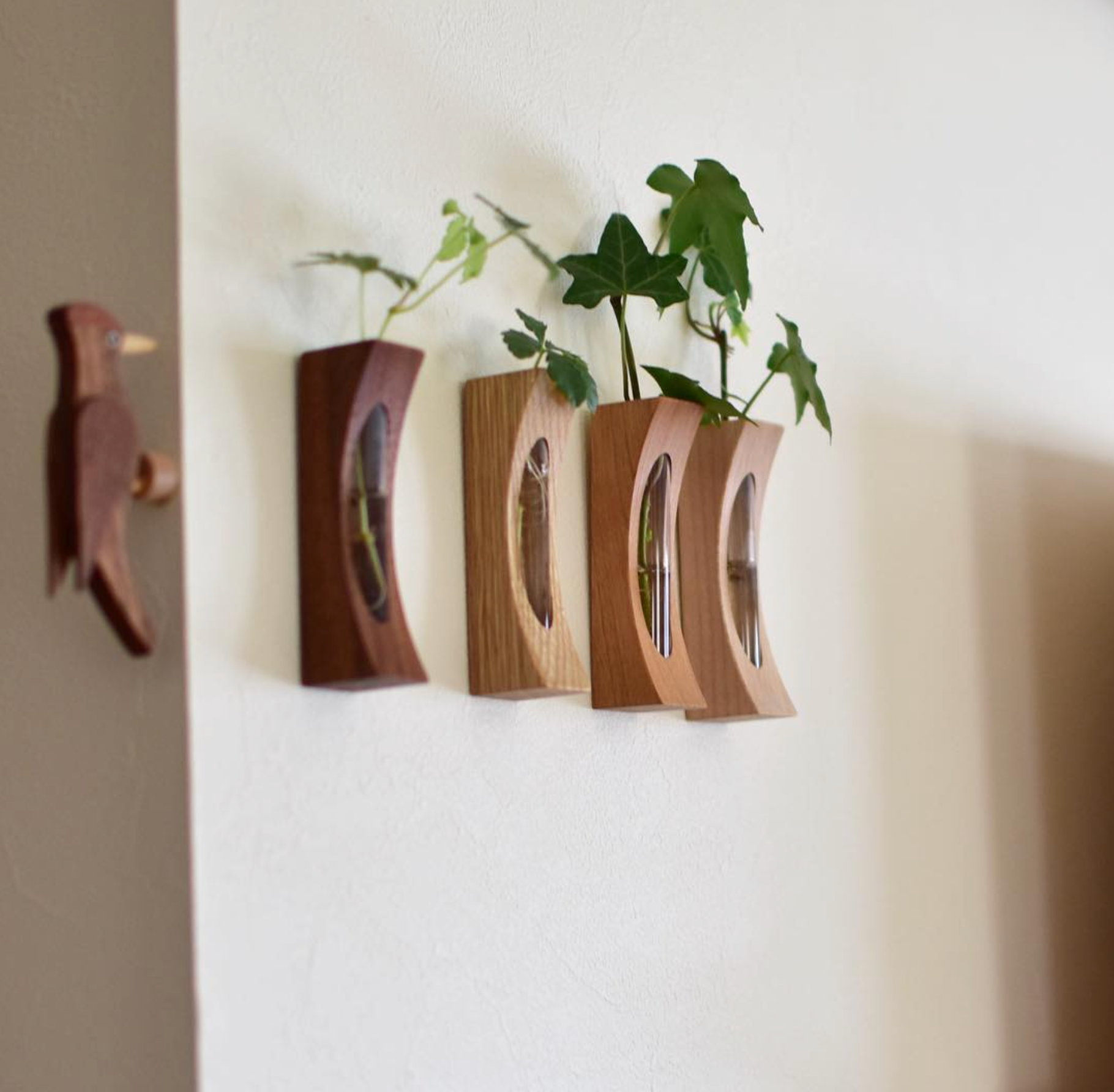 ואזת הקיר של סוגאוורה | דובדבן