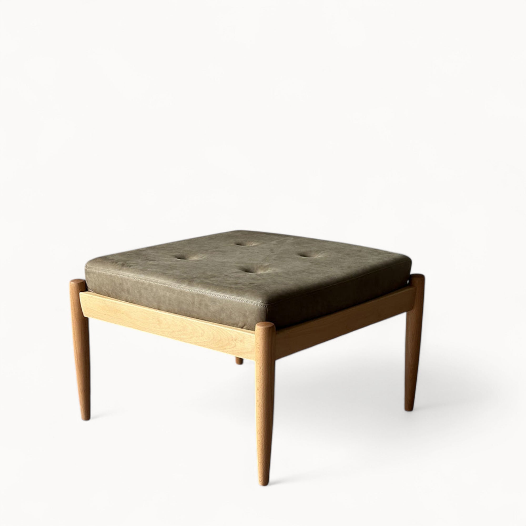 Universe Lounge Sofa