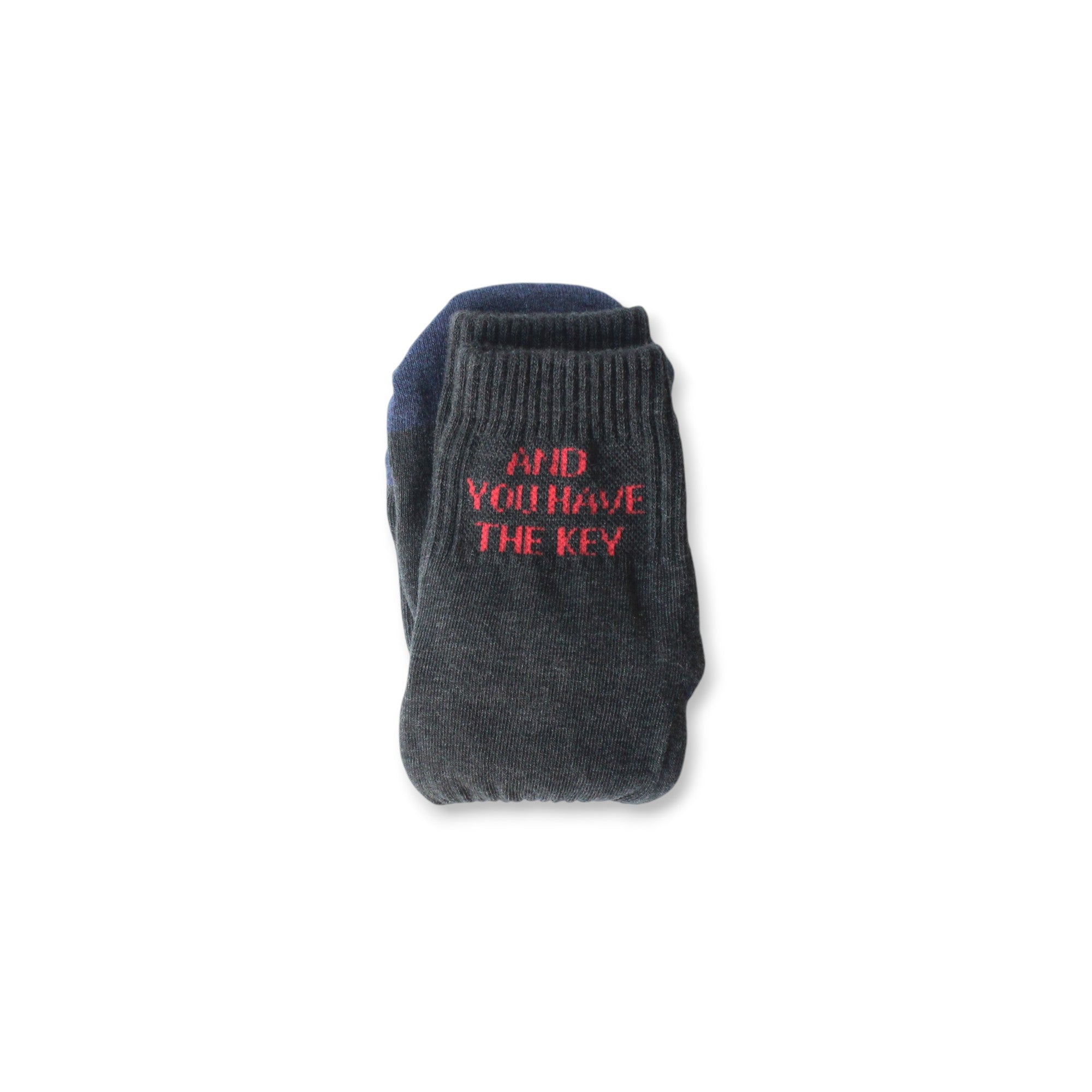 KEY / גרביים  | פחם