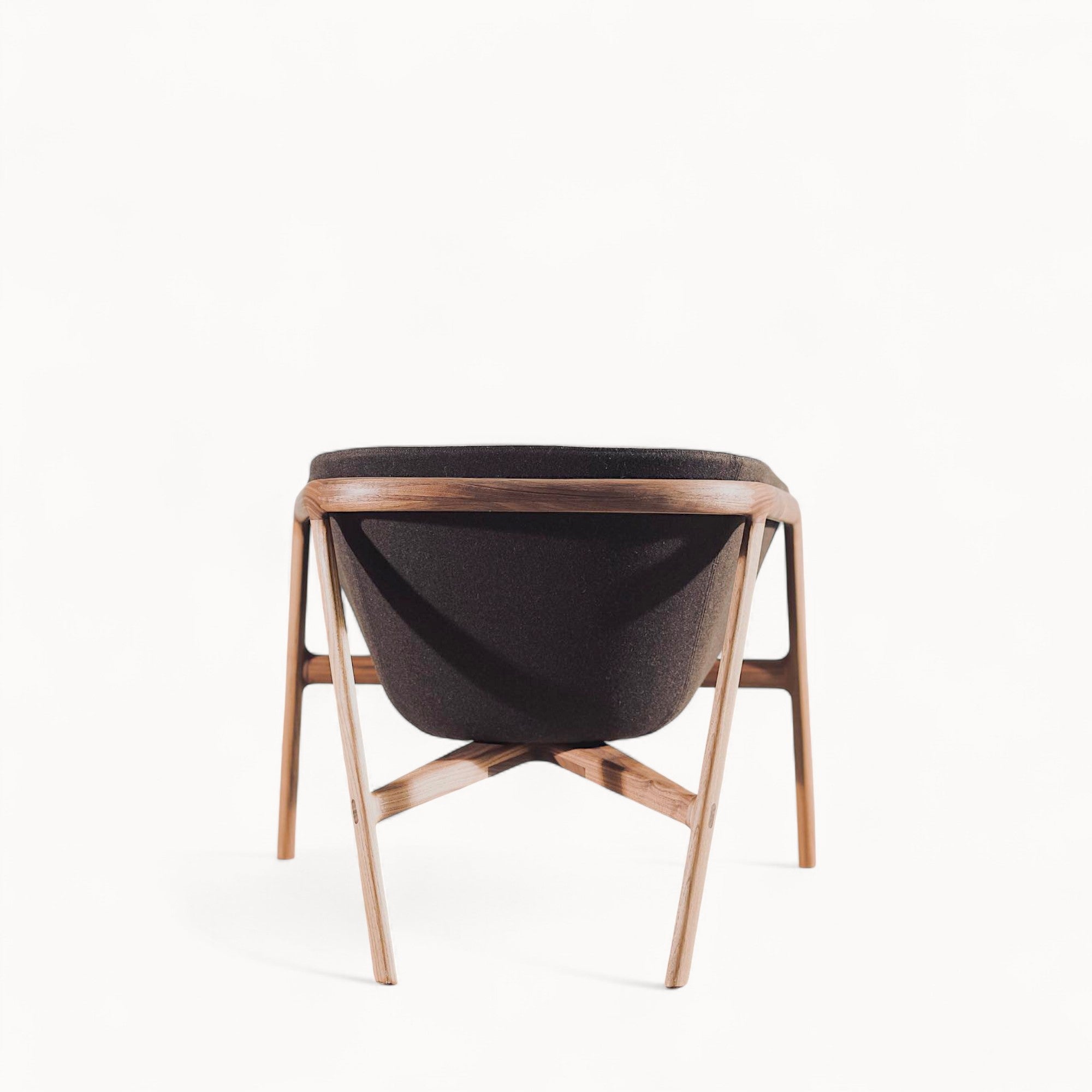 Golondrina Lounge Chair